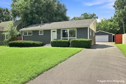 534 Whitney Avenue, Winthrop Harbor, IL 60096 - Photo 1