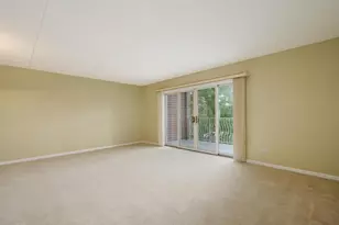 7071 W Touhy Ave, Niles, IL 60714 - Photo 7
