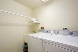 7071 W Touhy Ave, Niles, IL 60714 - Photo 17