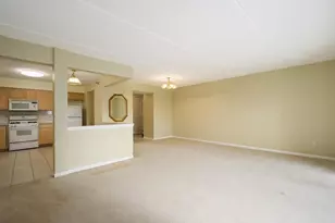 7071 W Touhy Ave, Niles, IL 60714 - Photo 11