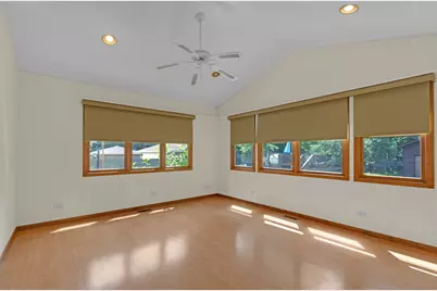 9932 S Maplewood Avenue, Chicago, IL 60655 - Photo 13