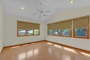 9932 S Maplewood Ave, Chicago, IL 60655 - Photo 13
