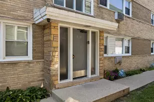 929 S Oak Park Ave, Oak Park, IL 60304 - Photo 3