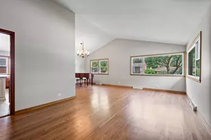 600 Florence Dr, Park Ridge, IL 60068 - Photo 5