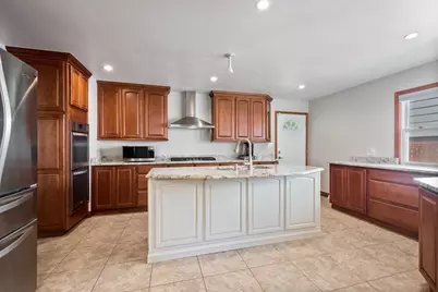 600 Florence Drive, Park Ridge, IL 60068 - Photo 9