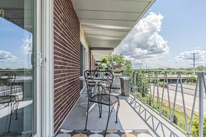 2900 Maple Avenue #19E, Downers Grove, IL 60515 - Photo 13