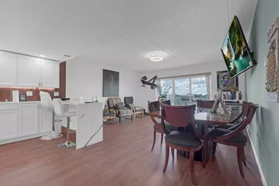 2900 Maple Avenue #19E, Downers Grove, IL 60515 - Photo 5