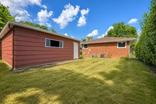 124 Harlem Ave, Glenview, IL 60025 - Photo 19