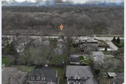 933 Harms Road, Glenview, IL 60025 - Photo 17