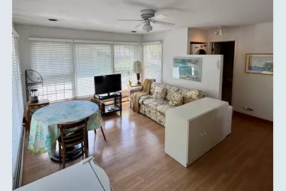 933 Harms Road, Glenview, IL 60025 - Photo 11