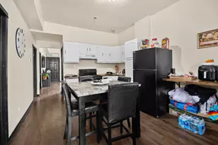3245 W Division St, Chicago, IL 60651 - Photo 15
