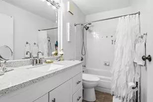 111 W Maple St, Chicago, IL 60610 - Photo 19