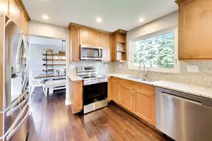 3560 Gatewood Ln, Aurora, IL 60504 - Photo 9