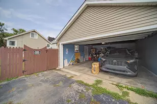 8043 Salisbury Ave, Lyons, IL 60534 - Photo 23