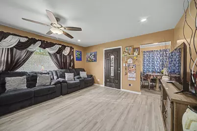 8043 Salisbury Avenue, Lyons, IL 60534 - Photo 3
