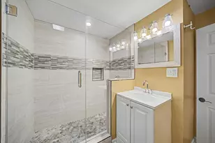 8043 Salisbury Ave, Lyons, IL 60534 - Photo 19