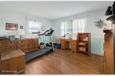 6 Ridgewood Road, Elk Grove Village, IL 60007 - Photo 15