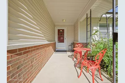 6 Ridgewood Road, Elk Grove Village, IL 60007 - Photo 3