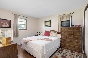 6 Ridgewood Rd, Elk Grove Village, IL 60007 - Photo 11