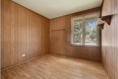 1086 Hickory Lane, Elk Grove Village, IL 60007 - Photo 17