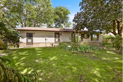 1086 Hickory Lane, Elk Grove Village, IL 60007 - Photo 19
