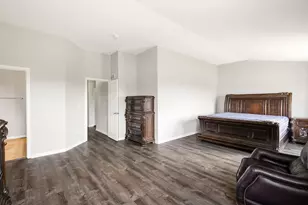 2777 Blakely Ln, Naperville, IL 60540 - Photo 11