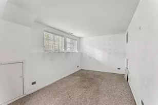 95 N Macgillis Dr, Round Lake, IL 60073 - Photo 25