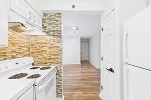 9514 W Lawrence Ave, Schiller Park, IL 60176 - Photo 23