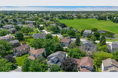 1173 Moonstone Run, Lake in the Hills, IL 60156 - Photo 49