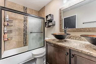 1721 Daisy St, Aurora, IL 60505 - Photo 13