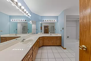 9981 Constitution Dr, Orland Park, IL 60462 - Photo 13