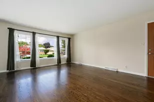 8211 Mango Ave, Morton Grove, IL 60053 - Photo 3