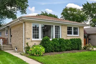 8211 Mango Ave, Morton Grove, IL 60053 - Photo 1