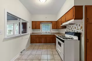 119 S Ellsworth St, Naperville, IL 60540 - Photo 9