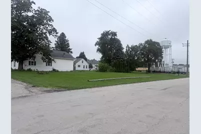 304 Washington Street, Peotone, IL 60468 - Photo 1