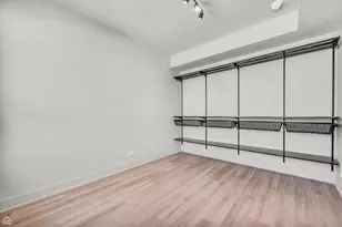 3701 W Dickens Ave, Chicago, IL 60647 - Photo 15