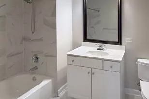 100 E 14th St, Chicago, IL 60605 - Photo 13
