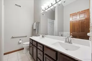 100 N River Ln, Geneva, IL 60134 - Photo 17