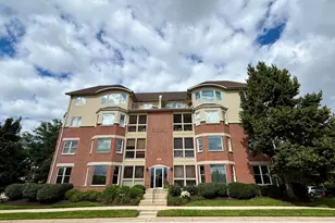 100 N River Ln, Geneva, IL 60134 - Photo 1