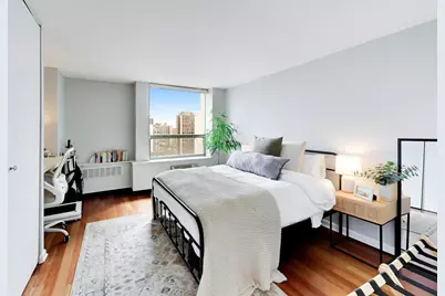 1460 N Sandburg Terrace #1901, Chicago, IL 60610 - Photo 13