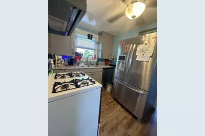 8041 S Woodlawn Avenue, Chicago, IL 60619 - Photo 9