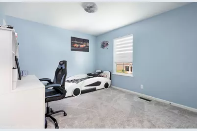 321 S Pointe Avenue, South Elgin, IL 60177 - Photo 15