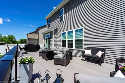 321 S Pointe Avenue, South Elgin, IL 60177 - Photo 27