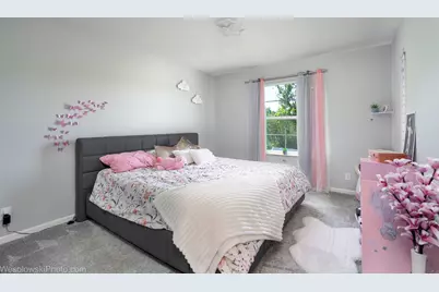 321 S Pointe Avenue, South Elgin, IL 60177 - Photo 13
