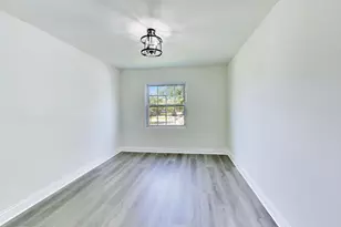 509 East Ave, Streamwood, IL 60107 - Photo 19