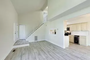 509 East Ave, Streamwood, IL 60107 - Photo 3