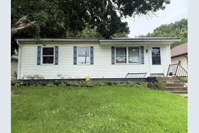 1706 W 1st Street, Dixon, IL 61021 - Photo 1