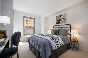 160 E Illinois St, Chicago, IL 60611 - Photo 11