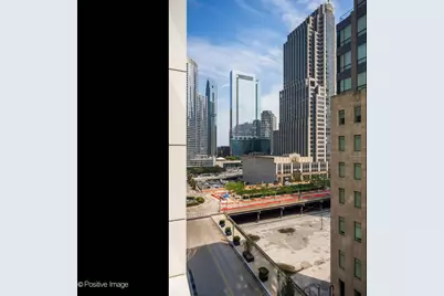 160 E Illinois Street #901, Chicago, IL 60611 - Photo 15