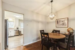 104 E Winchester Rd, Libertyville, IL 60048 - Photo 5